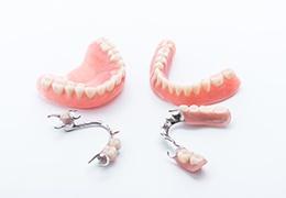Full and partial dentures prior to placement