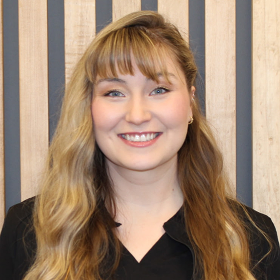 dental assistant Angelina