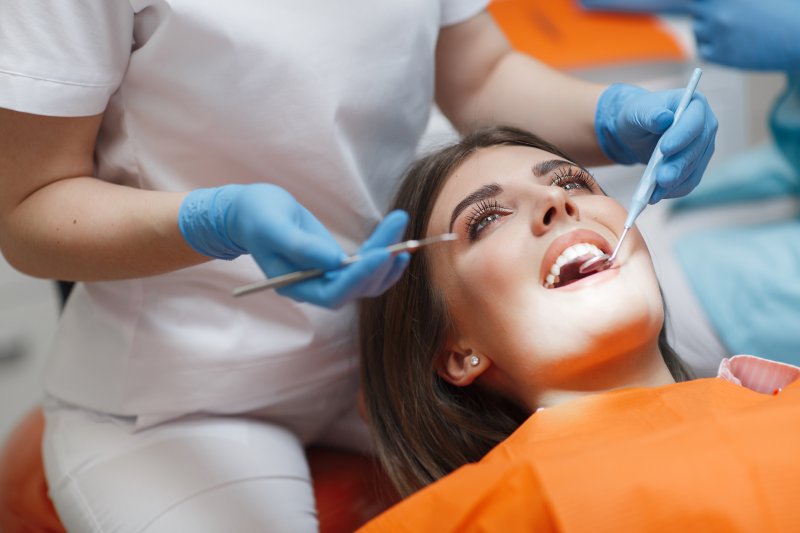 patient getting dental checkup in Goodlettsville